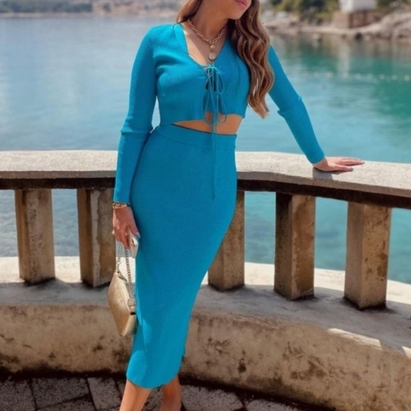 ZARA Ribbed Knit High-waist Midi Skirt w/ Elastic Waistband BackVent.Aqua Blue.M - Picture 1 of 16